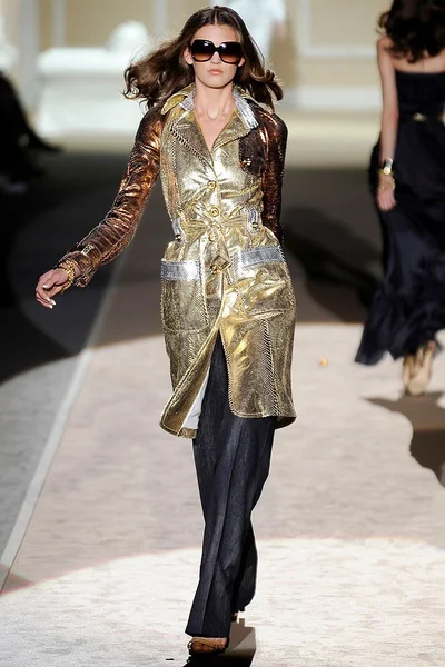 Look 22